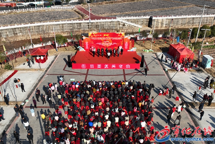 “三下乡”活动暖人心 共绘乡村振兴新画卷